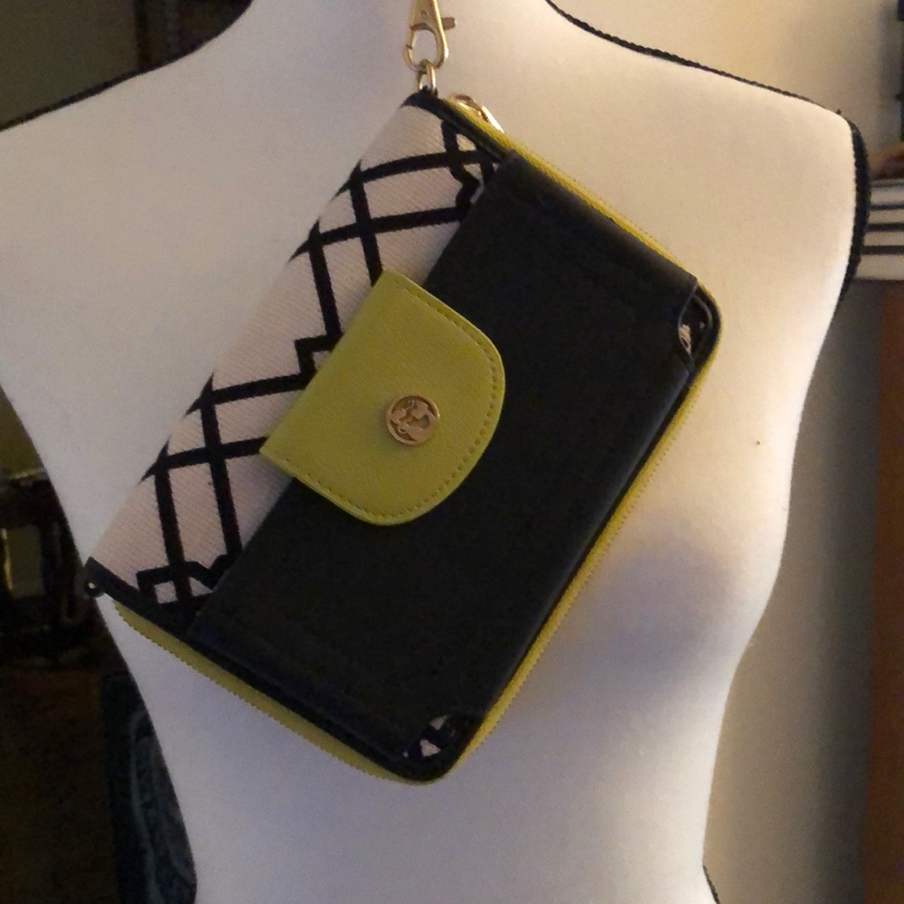 NWOT spartina 449 wristlet